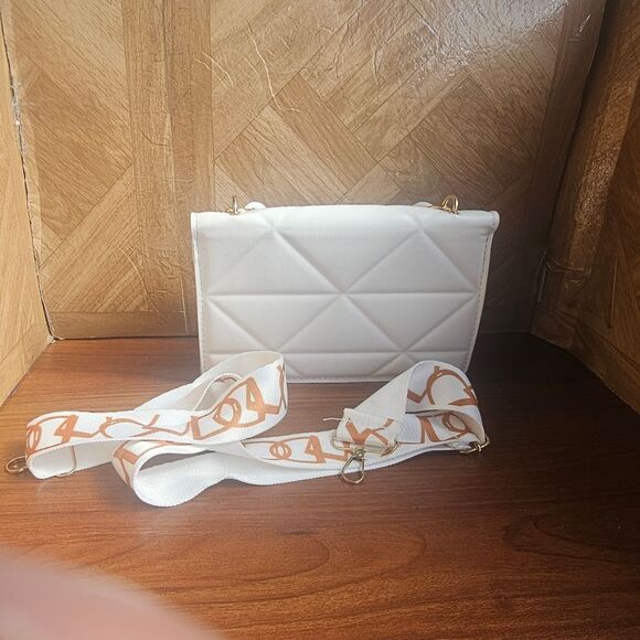 Brand New Gold and White Structured Crossbody Bag with Chain Strap - Picture 2 of 3